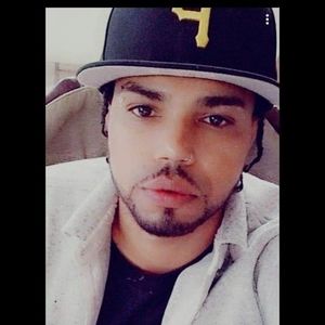 Meet your Posher, Herrera